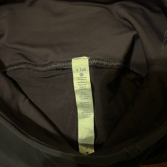 So 6 tall lululemon midnight purple skirt - Picture 1 of 3